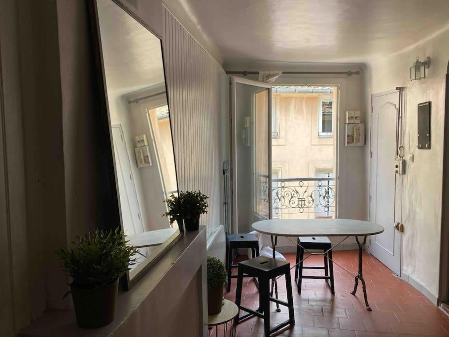 Appartamento Superbe T2 Au Coeur D'Aix-En-Provence Esterno foto