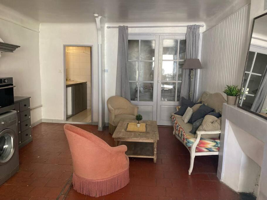 Appartamento Superbe T2 Au Coeur D'Aix-En-Provence Esterno foto
